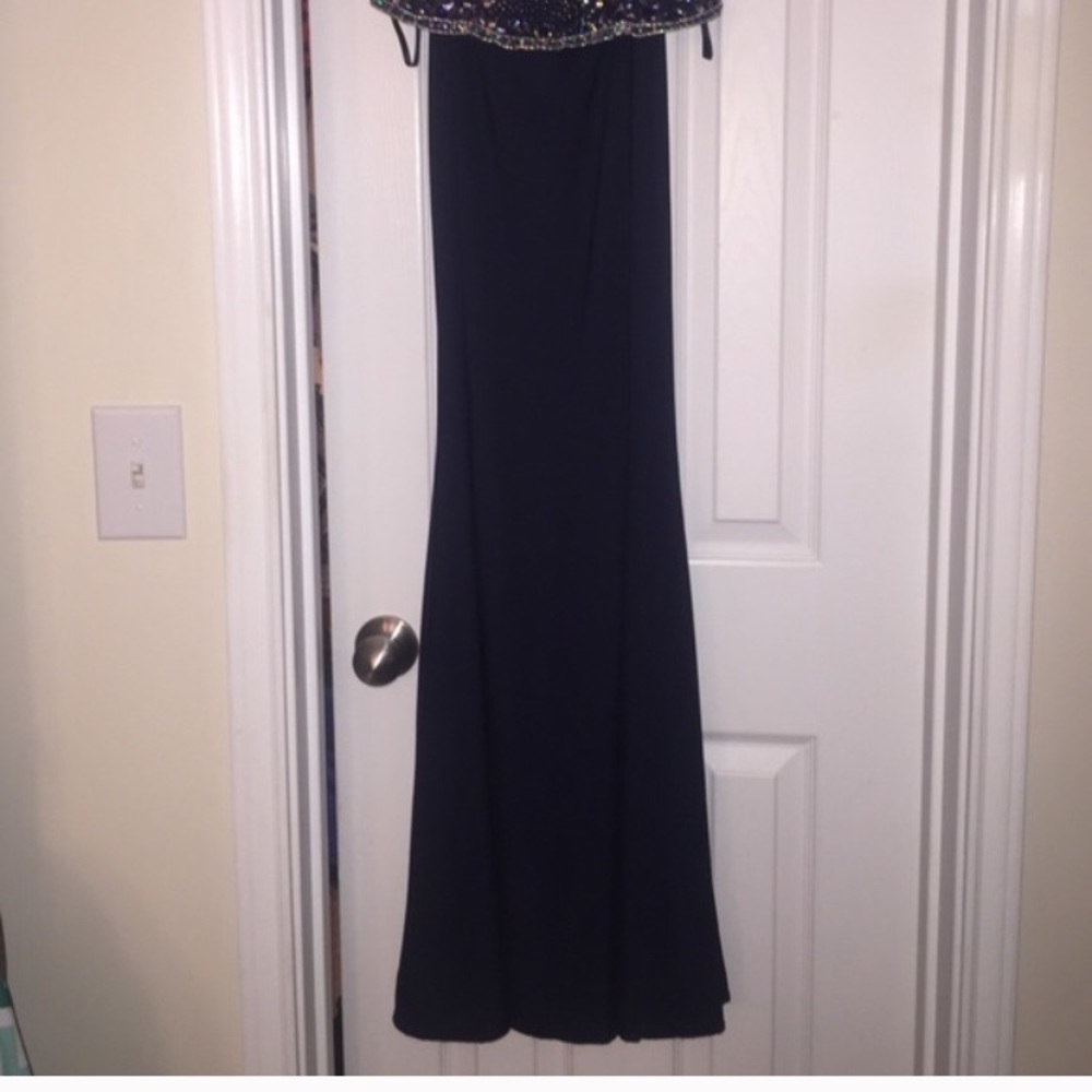 Prom Dress - Picture 4 of 4